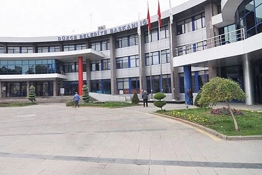 Düzce Belediyesi’nden otel ve AVM'lere yangın denetimi... 3 işletmeye mühür! 