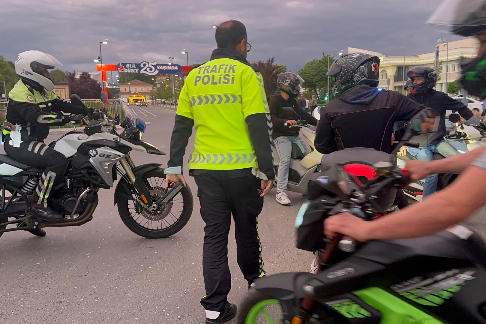 Düzce’de motosiklet denetimleri tam gaz 