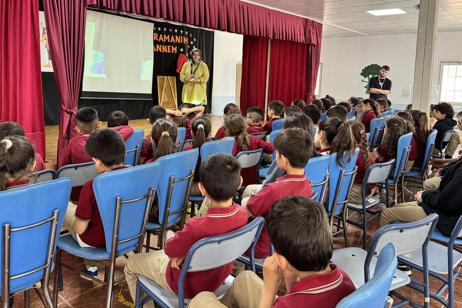 Sakarya'da öğrencilere teknoloji bağımlılığı semineri 