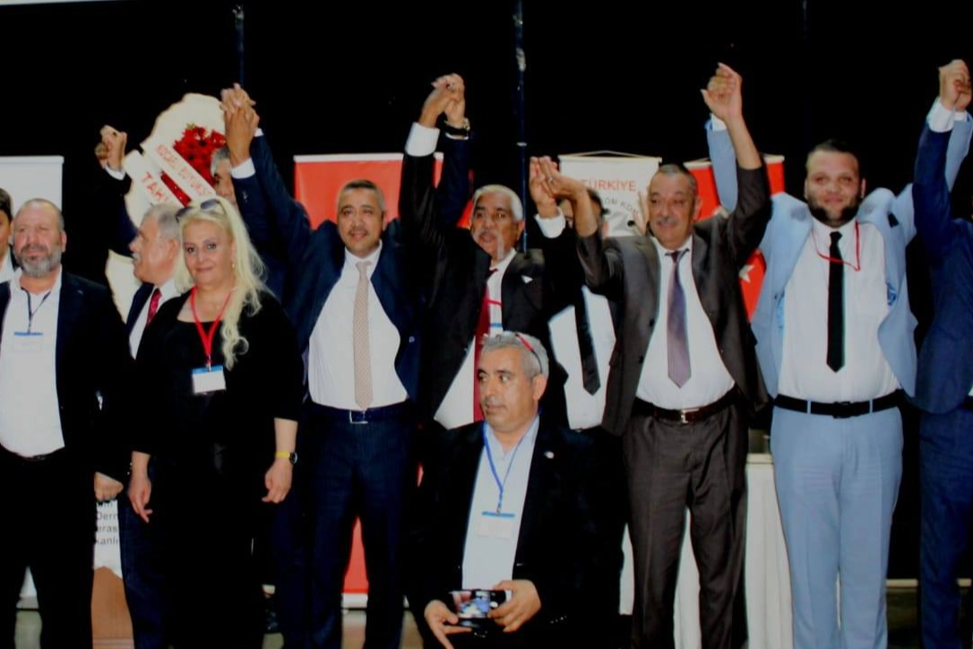 Türkiye Tüm Roman Dernekleri Konfederasyonu’nda yönetim değişti! 