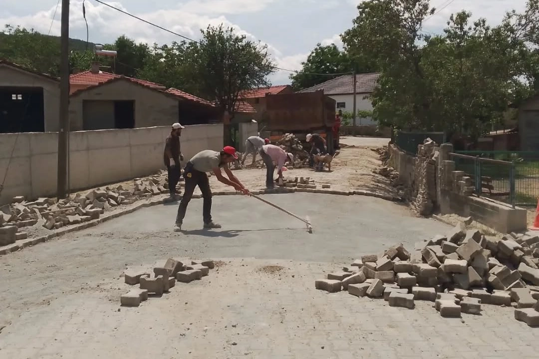 Edirne Yenimuhacır'da bayram öncesi temizlik 
