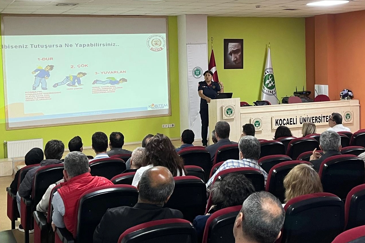 Kocaeli İtfaiyesi’nden KOÜ personeline eğitim 