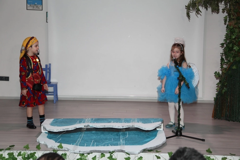 Mudanya'da miniklerden 