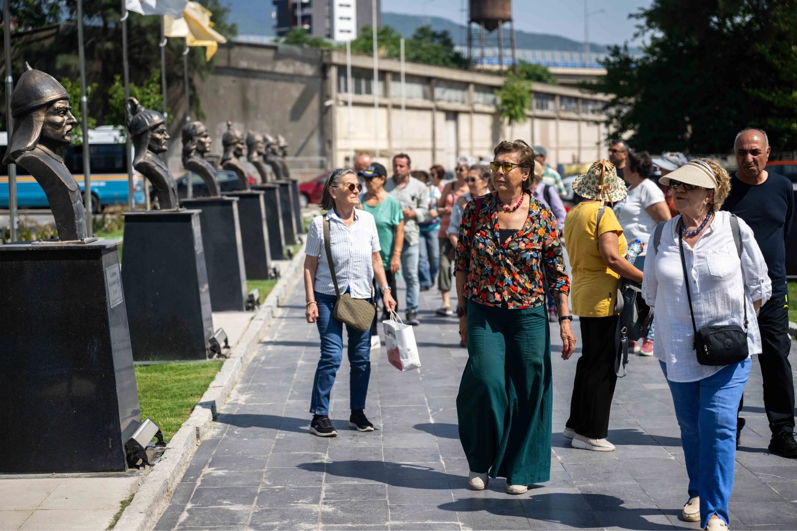 İzmir Bornova’da çınarlar için tarih ve doğa gezisi 