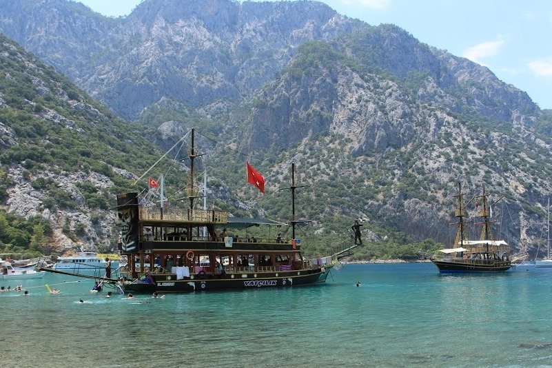 Antalya Adrasanlı teknecilerden şaşırtan talep: Kemer’e bağlanmak istiyoruz 