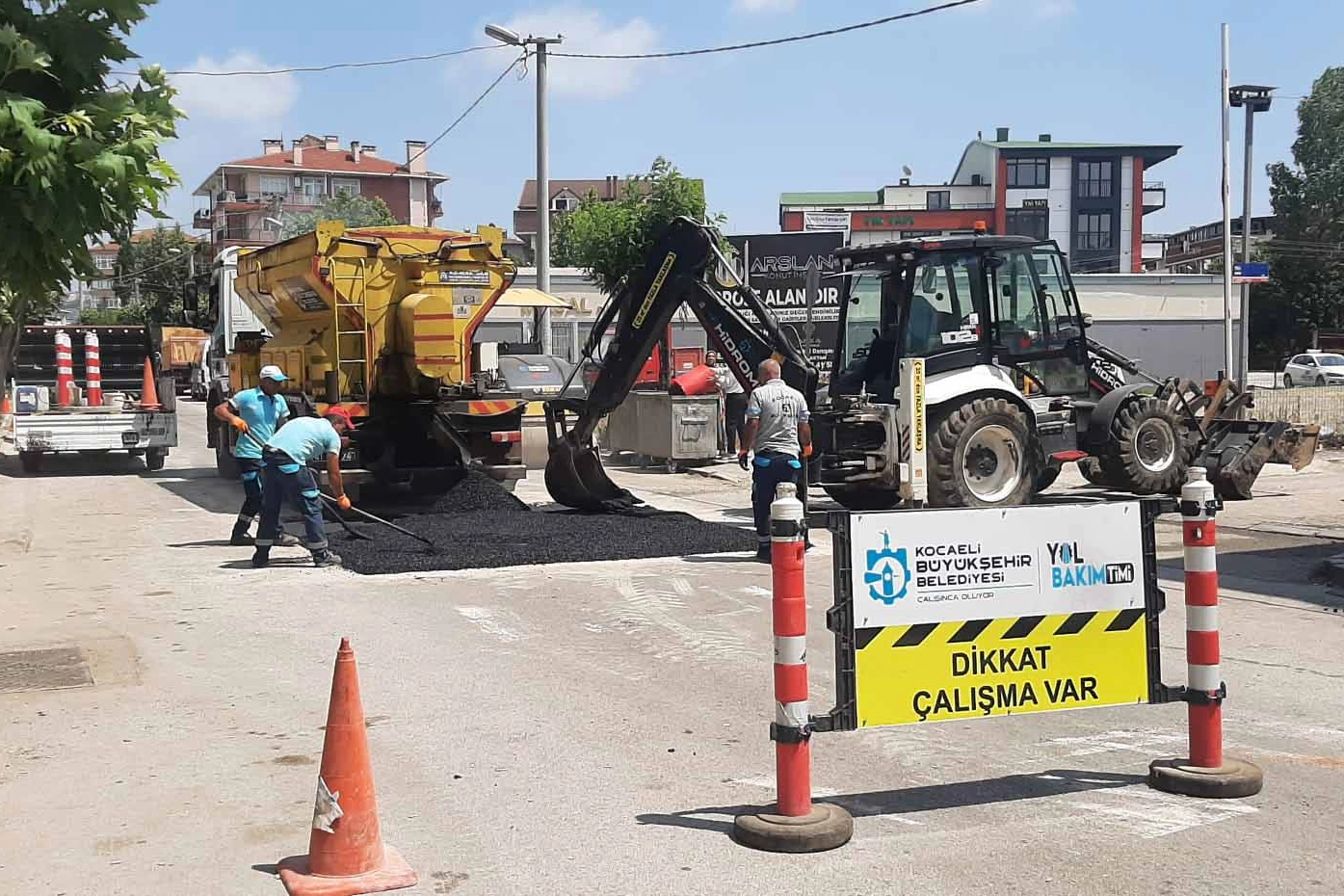 Kocaeli Büyükşehir ile yollar 7/24 güvende 
