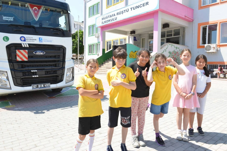 ASAT’tan gelecek nesillere su bilinci aşılayan proje: “Su Hayattır” 