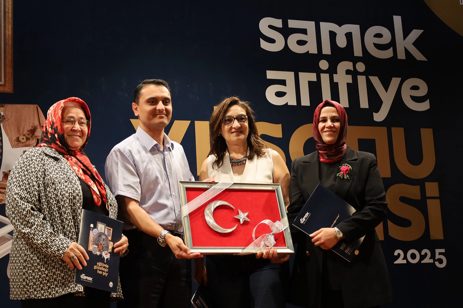 Arifiye SAMEK’te yılsonu heyecanı: Sanat ve emek bu sergide buluştu 