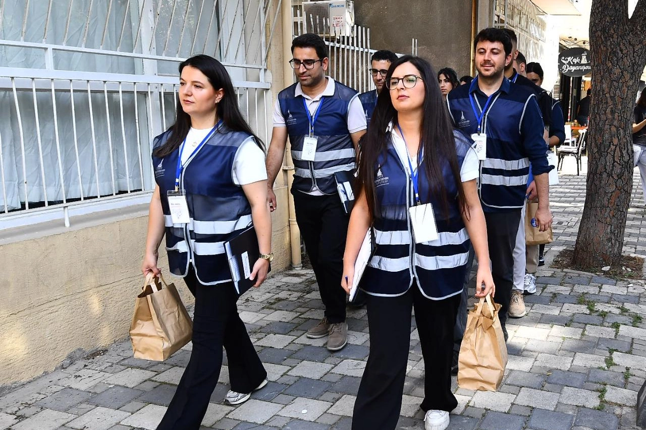 Saha ekipleri 12 bin hanenin kapısını çaldı 