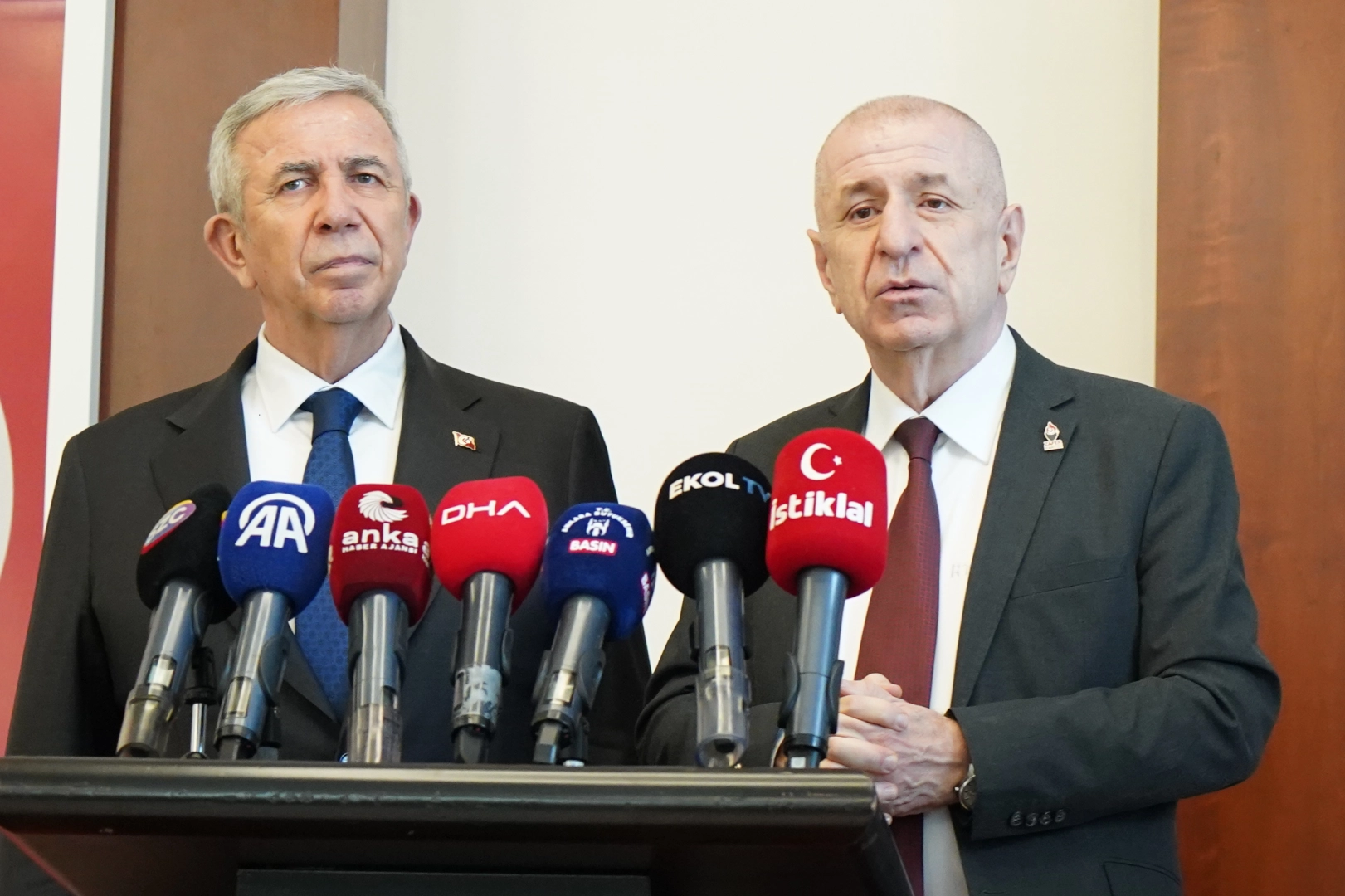 Ümit Özdağ’dan Mansur Yavaş’a teşekkür ziyareti 