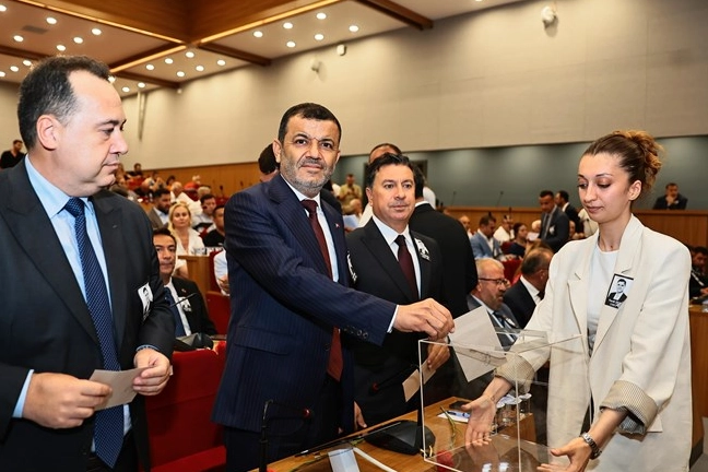 Ege Belediyeleri Bülent Nuri Çavuşoğlu ile yola devam ediyor 