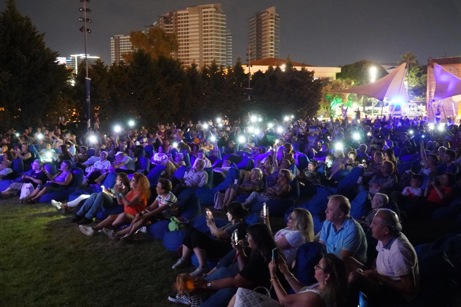 İzmir'de 'Çim Konserleri' 1 Temmuz’da başlıyor 