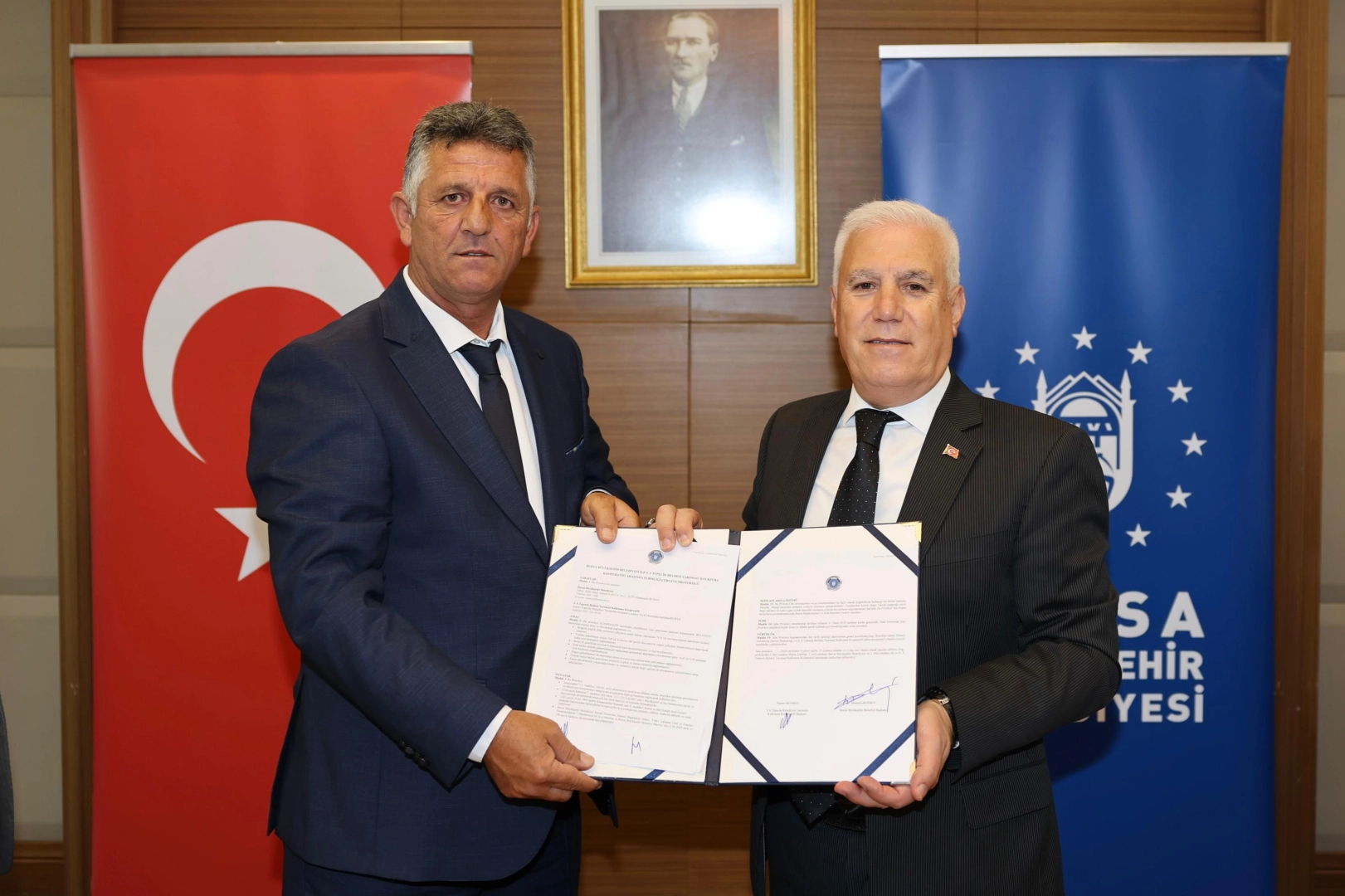 Bursalı üreticiye Büyükşehir'den ekipman desteği... Protokol imzalandı 
