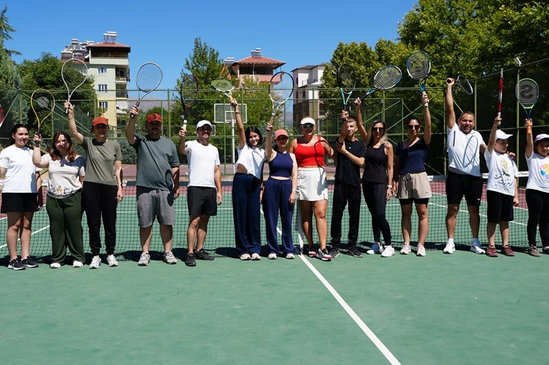 Denizli'de “Yaz Spor Kursları” 12 ilçede başladı 