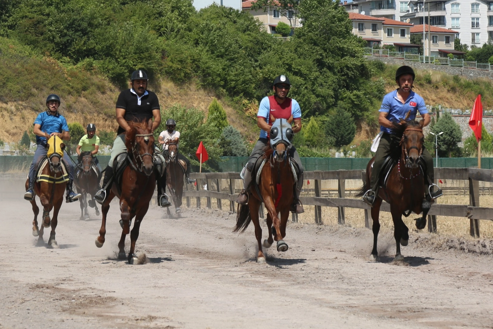Değirmendere'de geleneksel Rahvan yarışları nefes kesti 