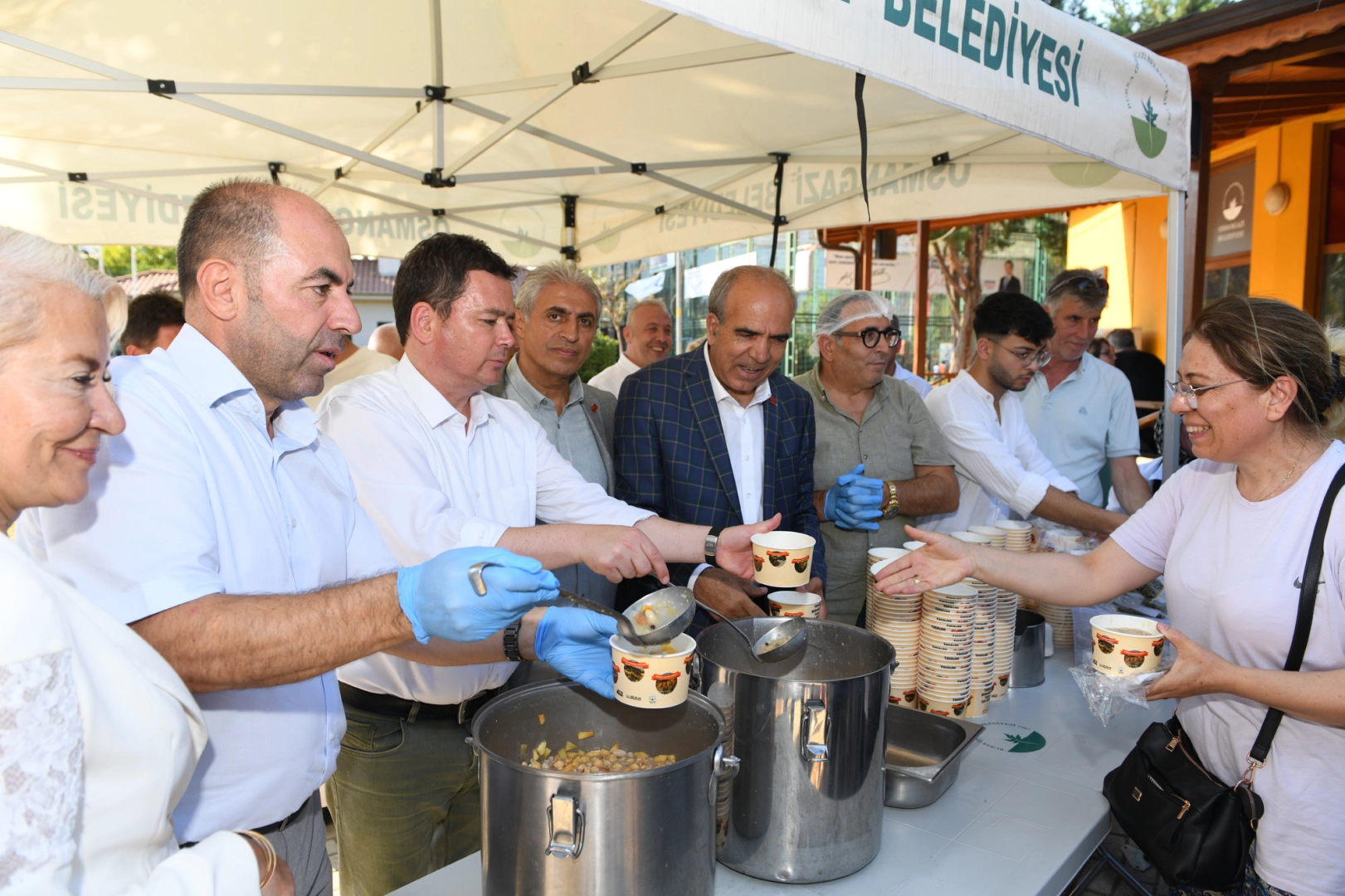 Bursa Osmangazi'de kazanlar kardeşliğe kaynadı 
