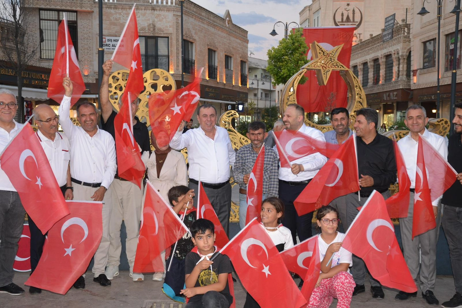 Mardin'de Cumhurbaşkanı Erdoğan’ın çağrısına güçlü destek 