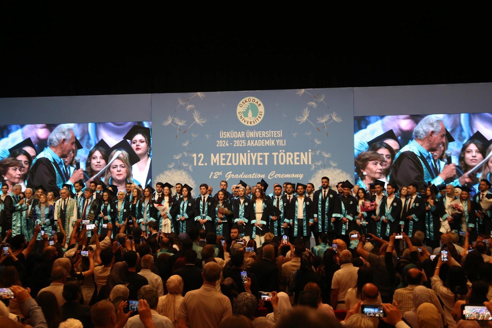 Üsküdar Üniversitesi, ilk hekimlerini gururla uğurladı 
