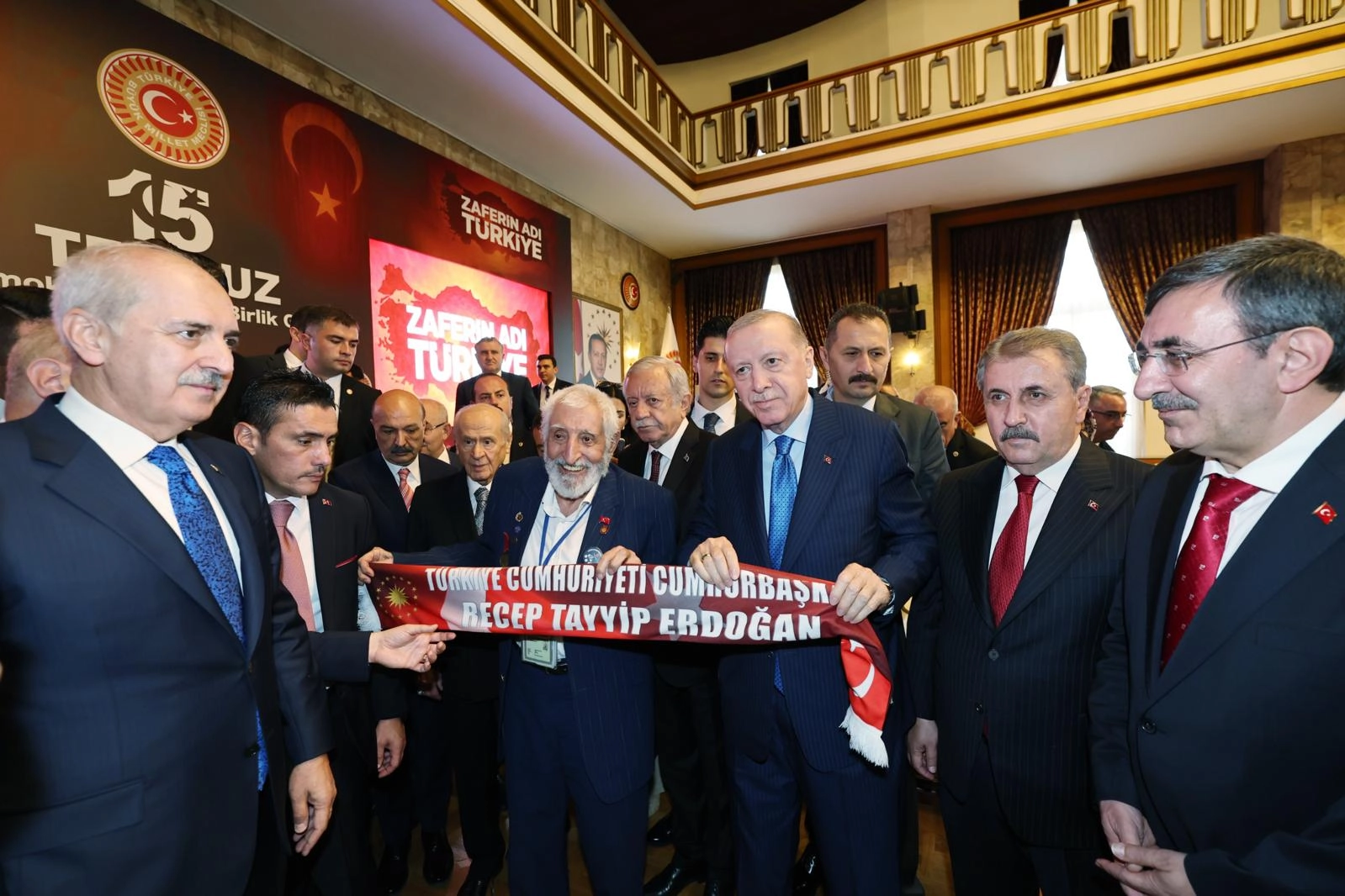 Cumhurbaşkanı Erdoğan: 15 Temmuz, milletin şanlı destanıdır 