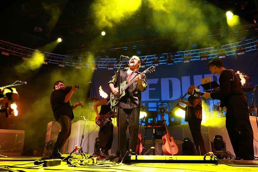 Paribu Harbiye Açıkhava Konserleri Dedublüman ile başladı 