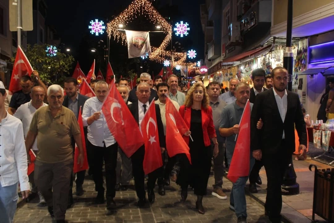İstanbul Şile 'Milli Birlik' kortejinde buluştu 