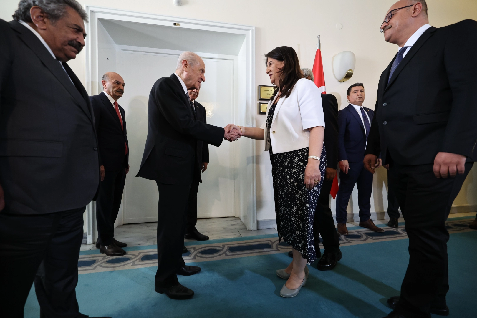 Bahçeli DEM heyetini kabul etti 