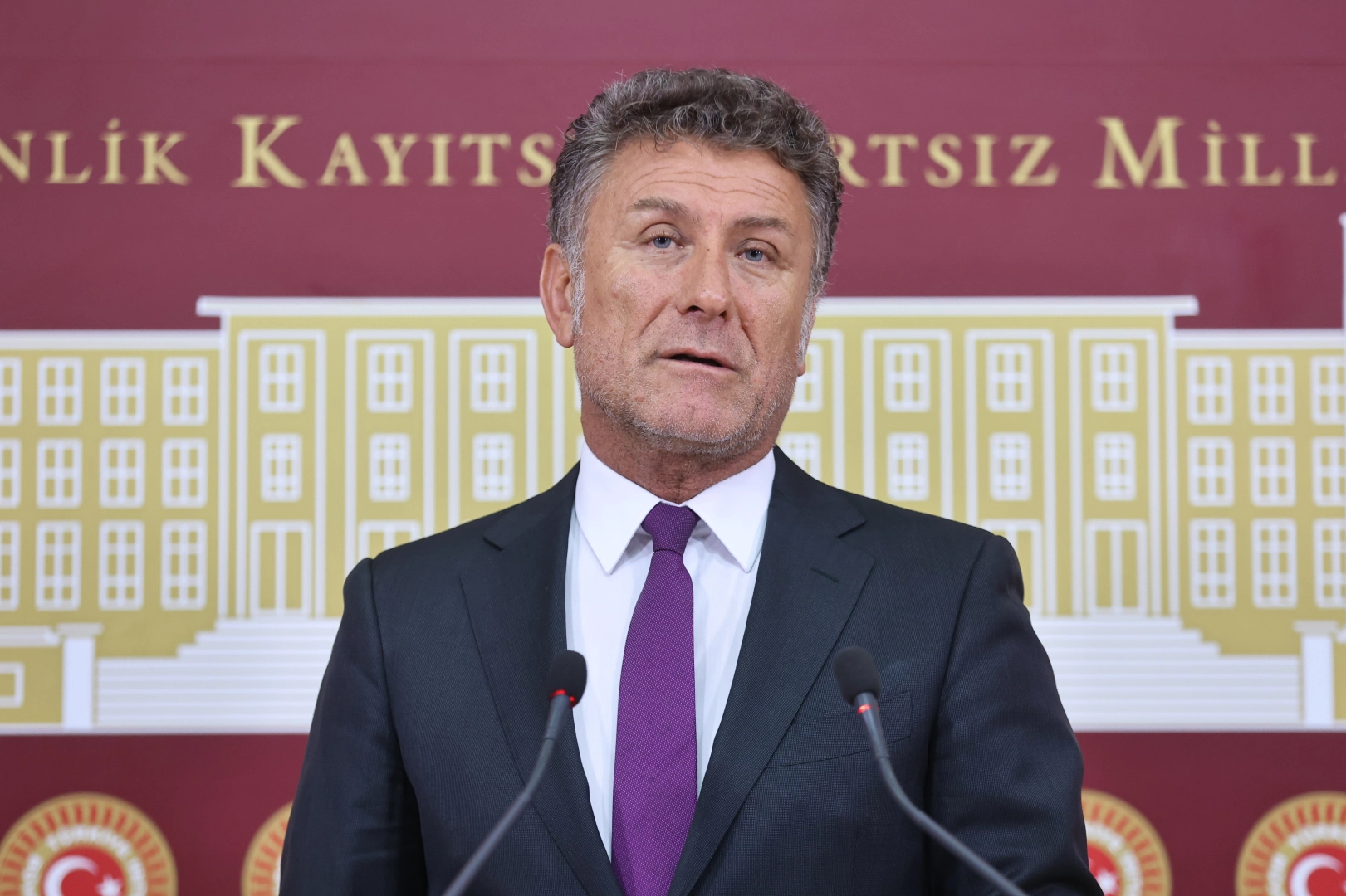 CHP'li Sarıbal’dan tütün politikalarına eleştiri: Yerli üretici bitirildi, ithalat patladı! 