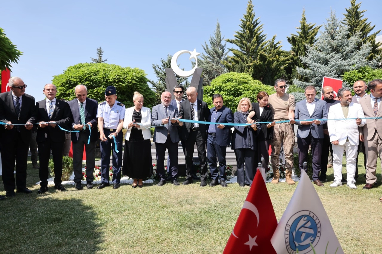 Kayseri Üniversitesi’nde “Şehitler Anıtı” açıldı 