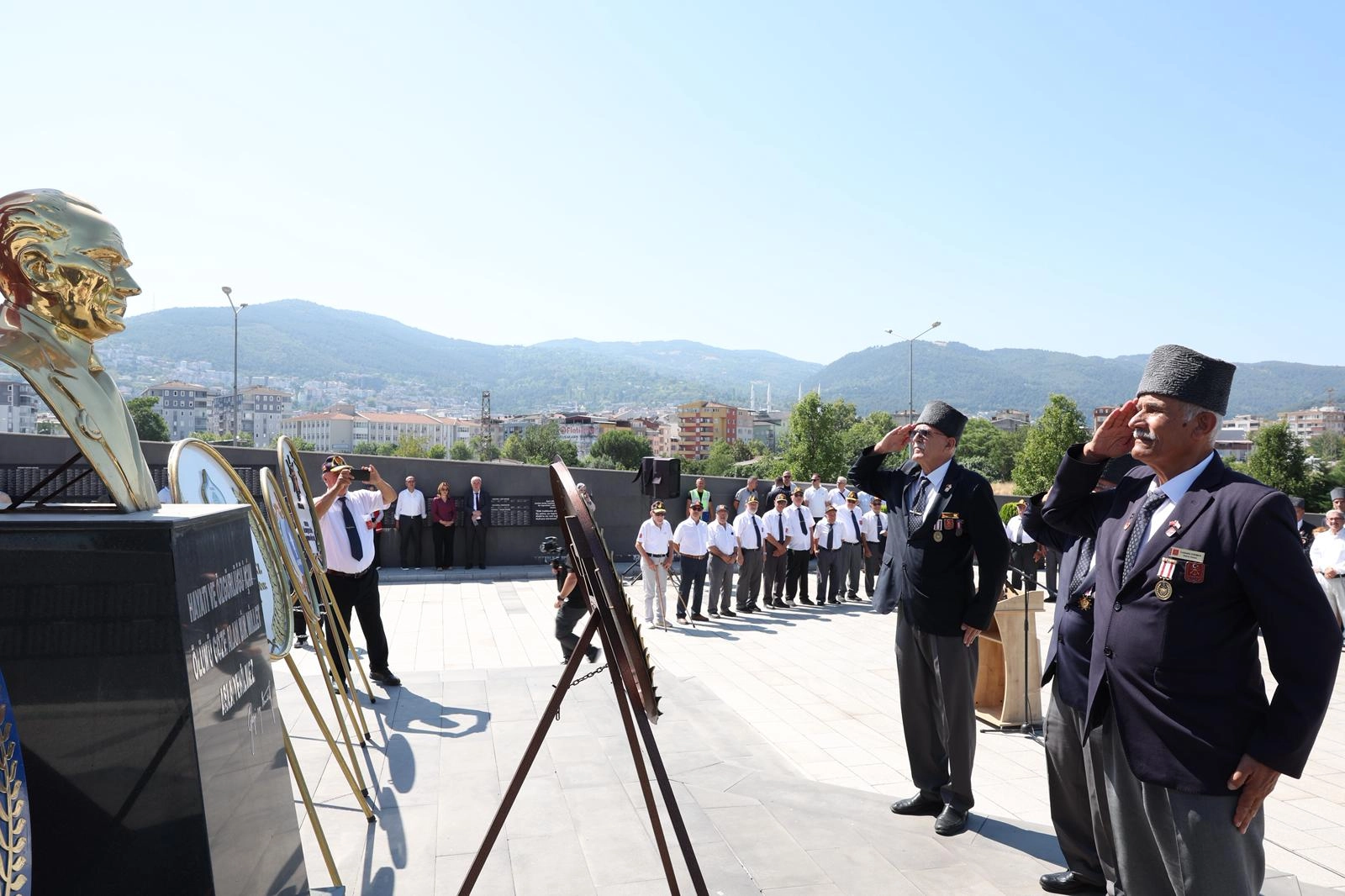 Kıbrıs Barış Harekâtı'nın 51. yıl dönümüne Bursa'da tören 