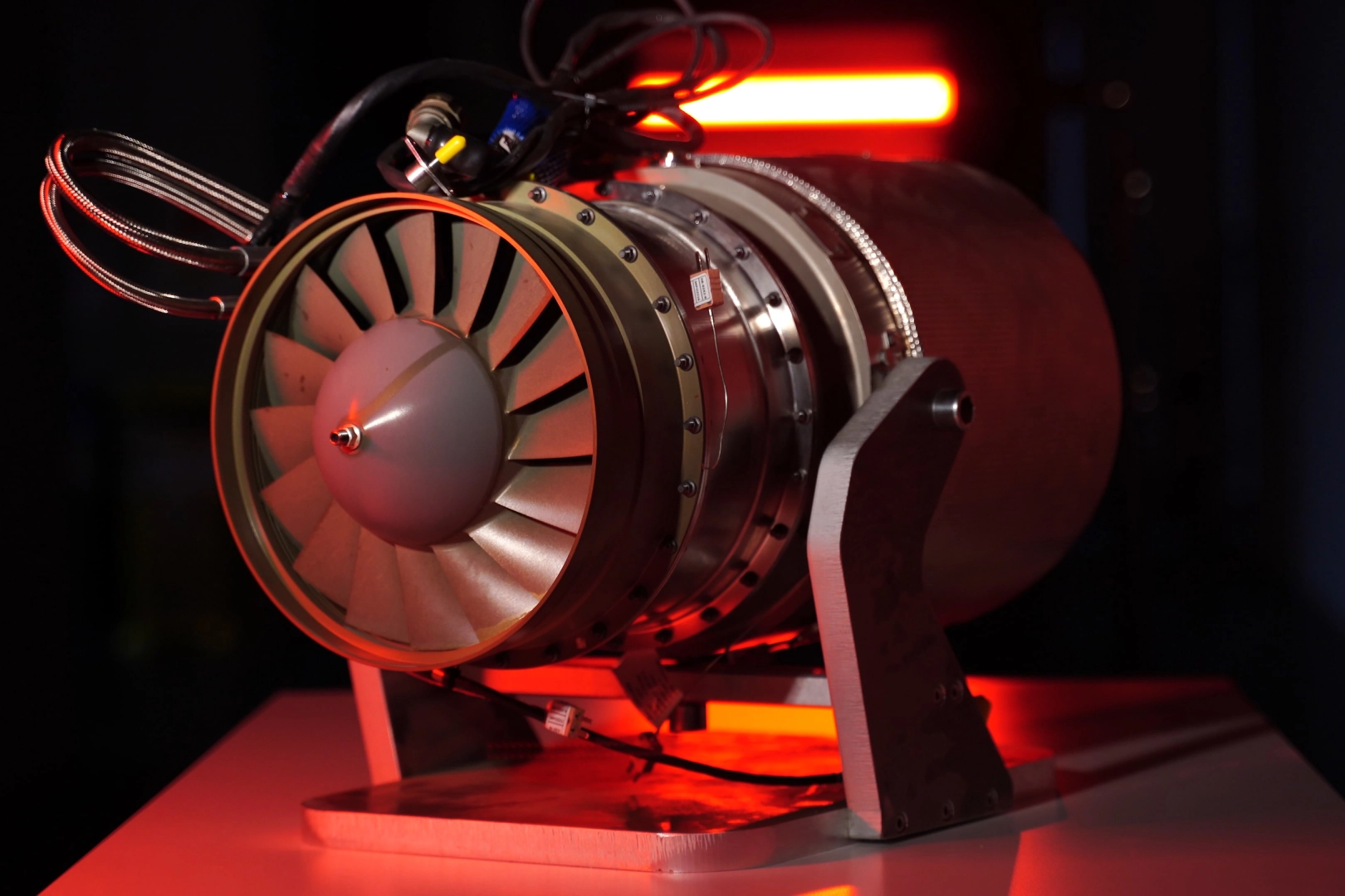 Milli turbojet füze motorları IDEF'te görücüye çıkıyor 