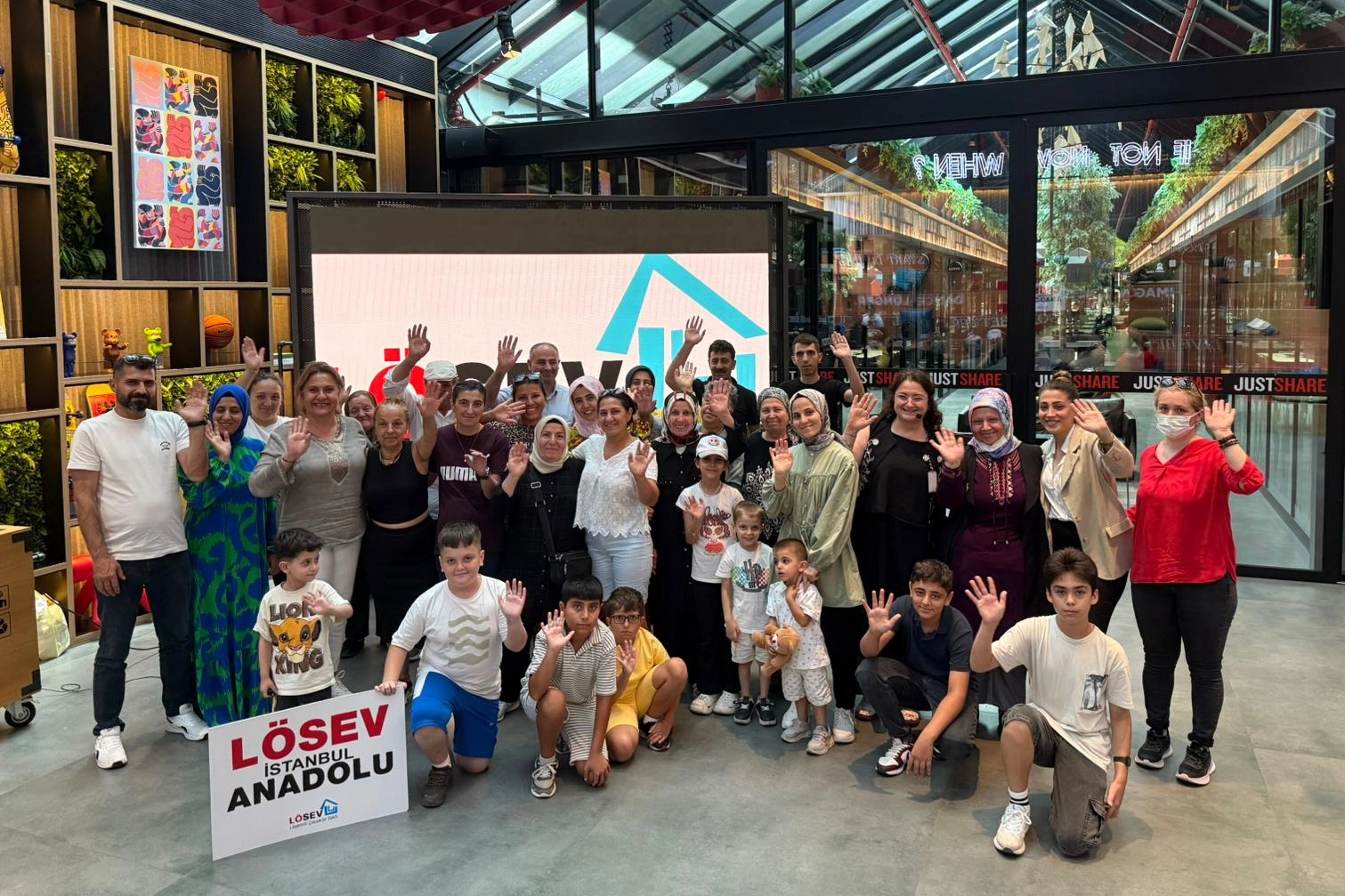 LÖSEV Aile Komiteleri'nden verimli toplantı 