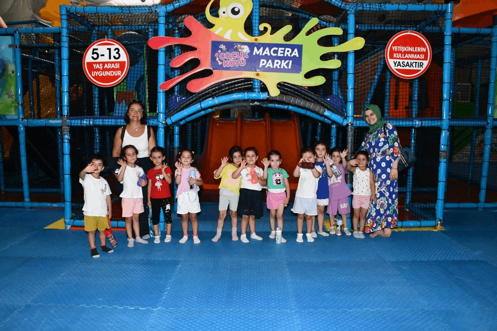 Bal Çocuk’un minikleri Çocuk Köyü’nde doyasıya eğlendi 