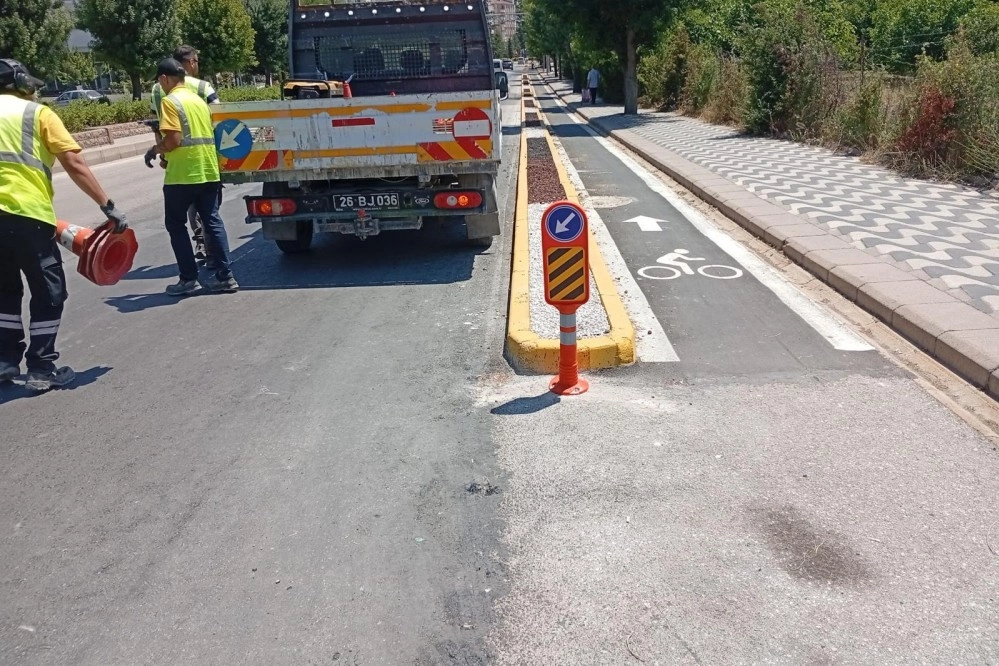 Eskişehir Büyükşehir'den yollara modern dokunuş 