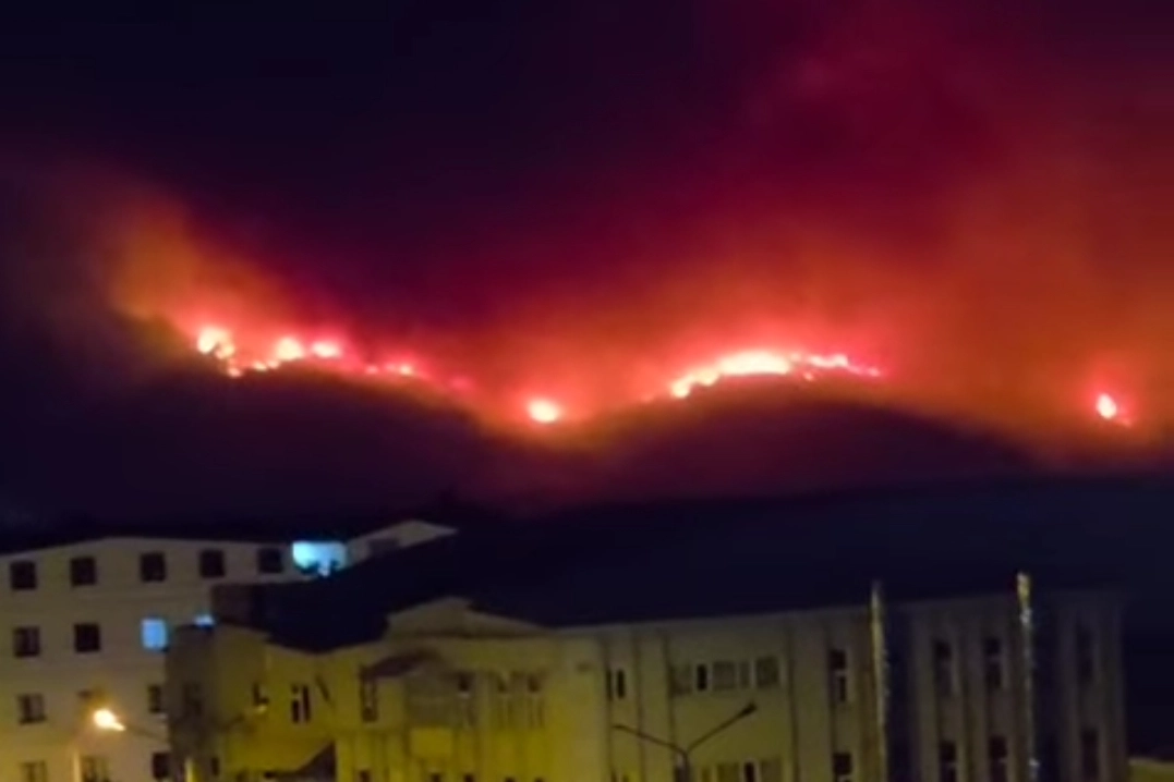 Bursa'da alevler büyüyor! Karahıdır tahliye ediliyor 
