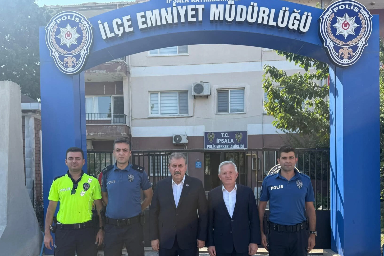 BBP Genel Başkanı Destici'den İpsala temasları 