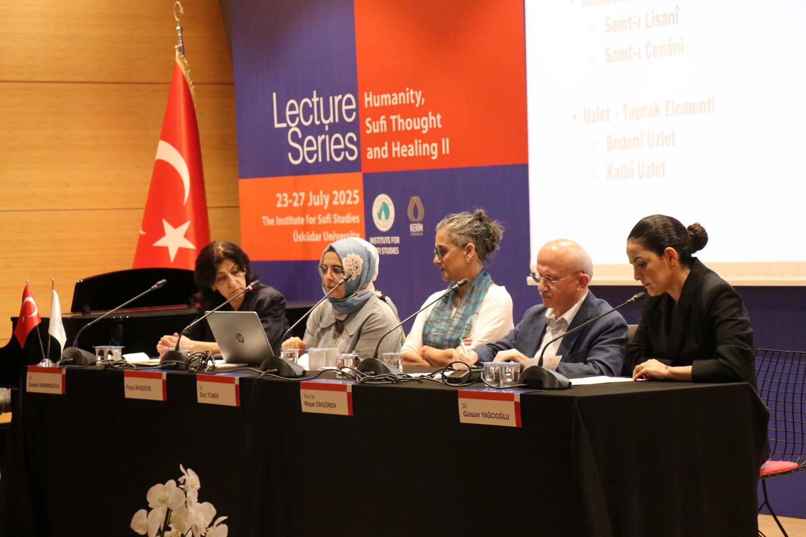 Tasavvufun ustaları İstanbul'da buluştu 