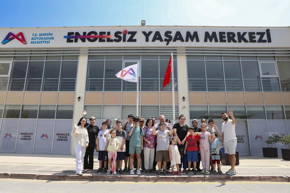 Mersin Büyükşehir'den engelsiz yaz kursu 