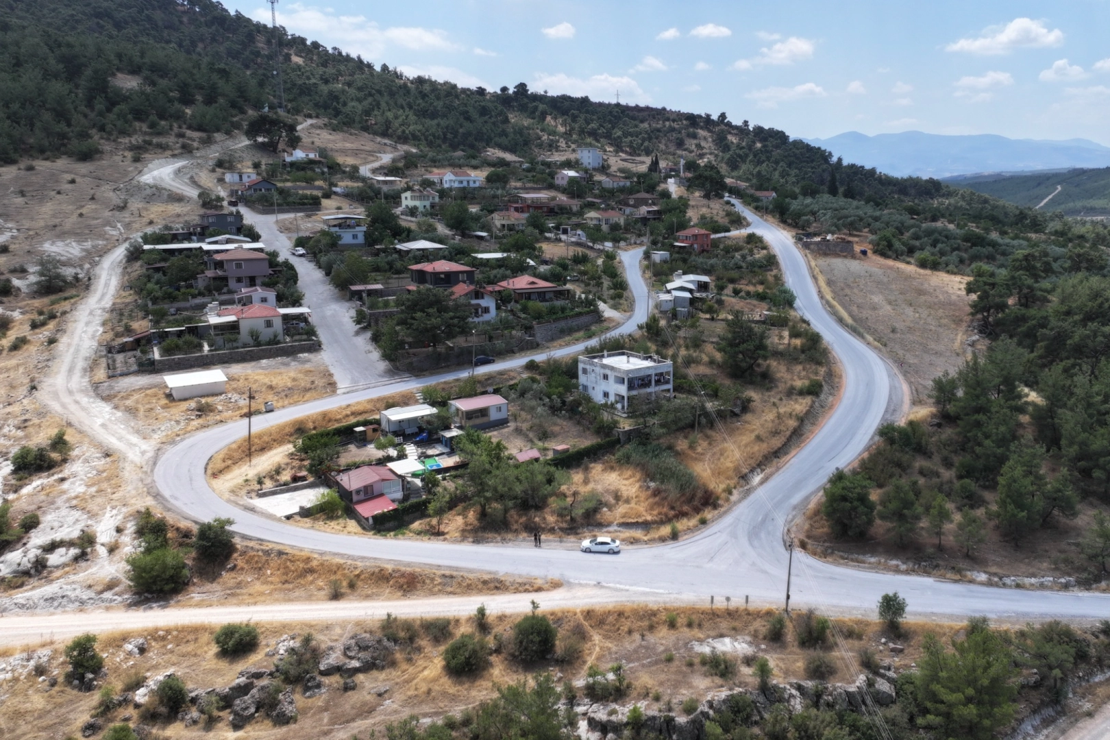 Manisa Yuntdağı’nda 17 kilometrelik yol yenileniyor 