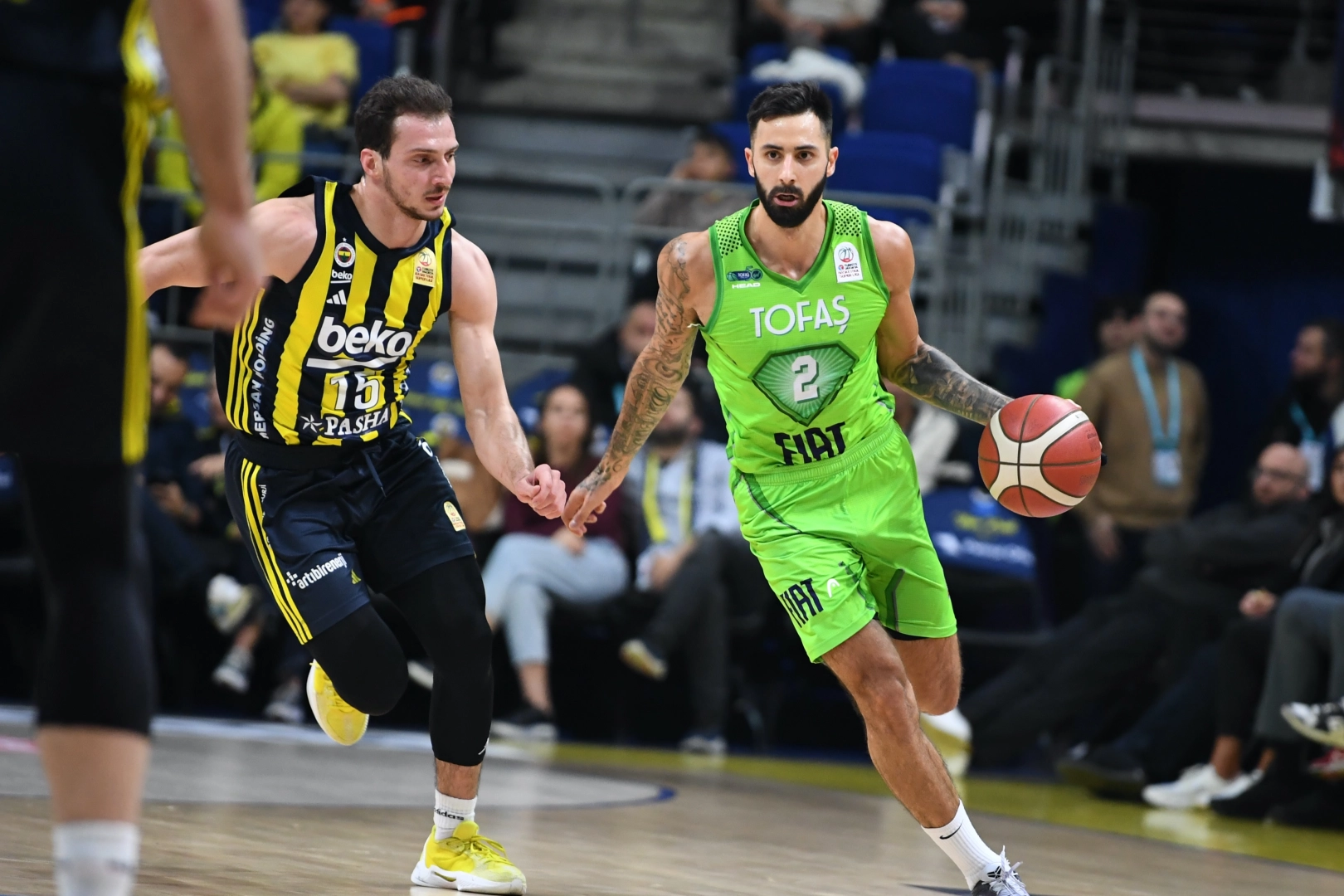 Tofaş, Alex Perez'le sözleşme uzattı 