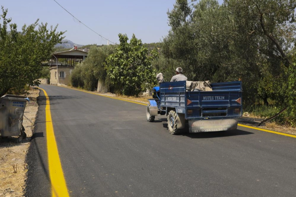 Mersin'de Gülnar Şehit Recep Çelik caddesi yenilendi 