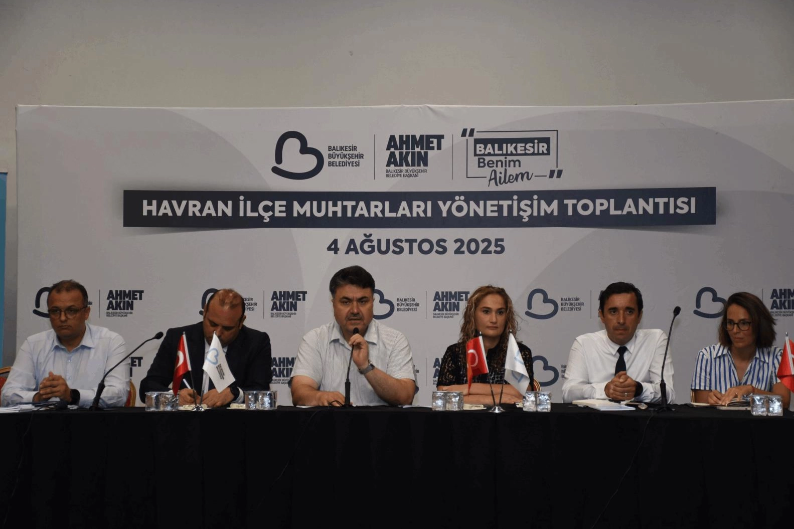Balıkesir’de halkın talepleri yerinde dinleniyor 
