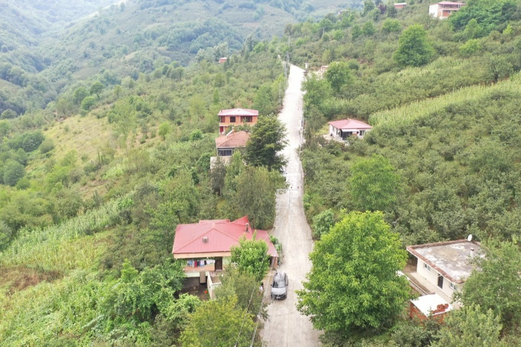 Ordu Büyükşehir'den beton yol çalışması 