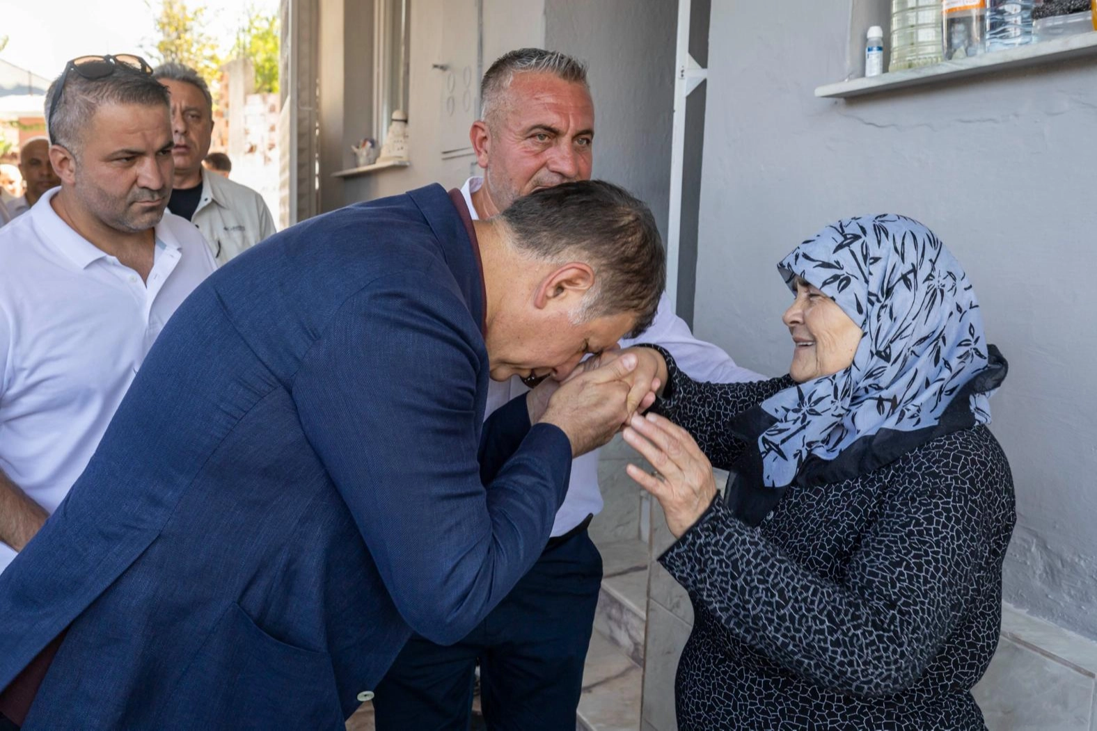 İzmir Büyükşehir'den birlik mesajları 