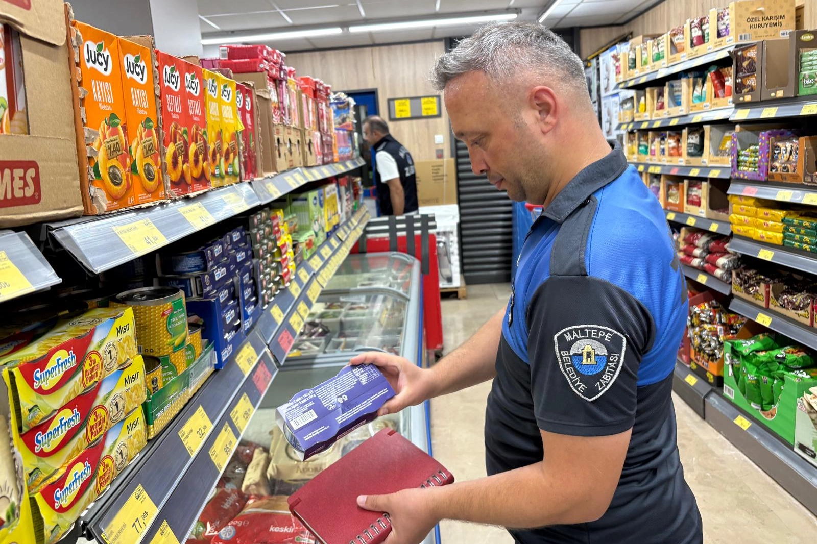 İstanbul Maltepe'den marketlere ‘karekod’ ve gıda denetimi 