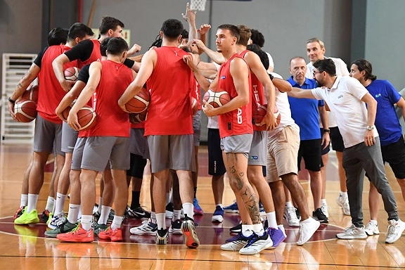 TOFAŞ Basketbol yeni sezon starını verdi 