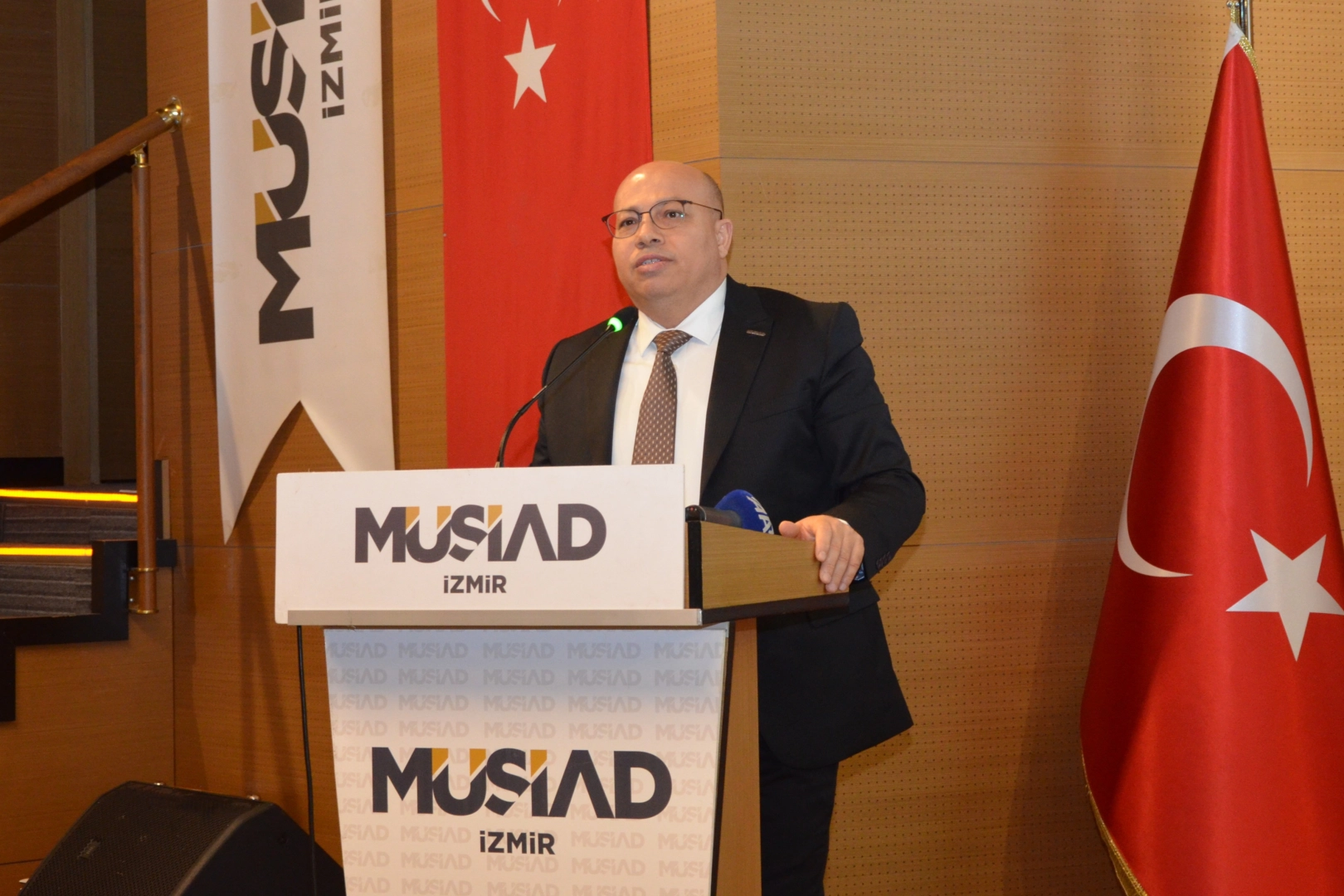 MÜSİAD İzmir'den Doğu'ya gönül ve yatırım köprüsü 