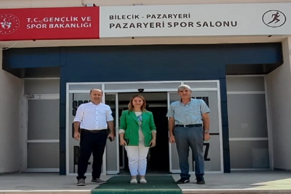 Bilecik Pazaryeri kapalı spor salonu hizmete açıldı 