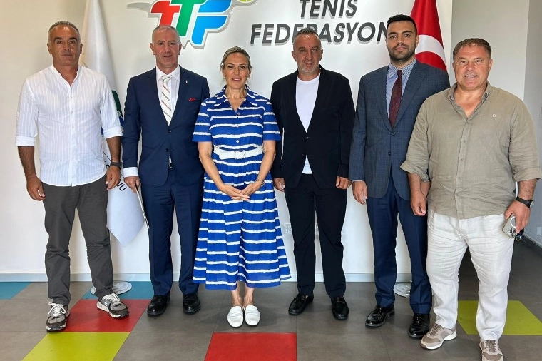 Tenis Kulüpleri Birliği yönetimi TTF Başkanı ile görüştü 