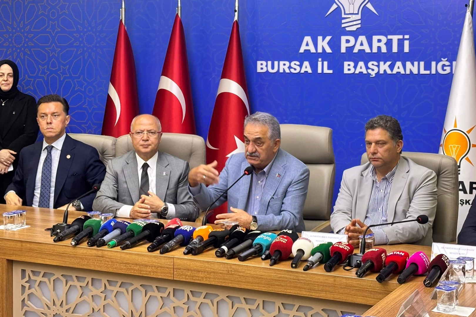 Hayati Yazıcı Bursa'da... Türkiye'nin küresel vizyonunu Bursa'dan değerlendirdi 