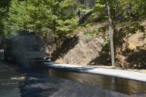 Antalya Çiçekoluk’ta 40 yıllık asfalt özlemi sona erdi 